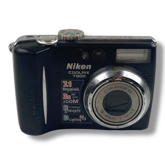 Nikon COOLPIX E7900 Digital Camera Black Untested For Parts - Picture 1 of 4